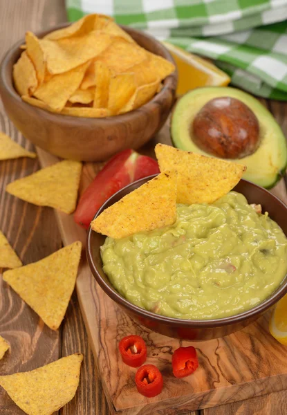 Hagyományos guacamole szósz — Stock Fotó