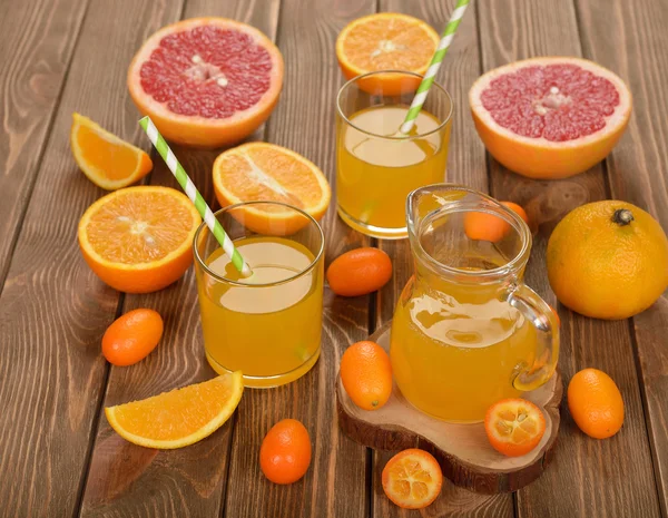 Fresh citrus juice — Stock Photo, Image