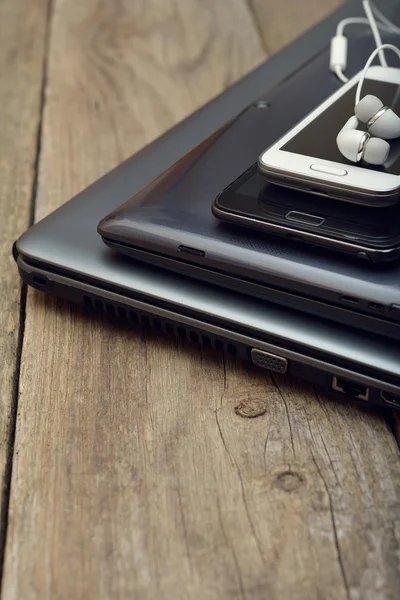 Laptop, tablet and mobile phone — Stock Photo, Image