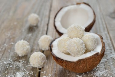 Hindistan cevizi ve Hindistan cevizi şeker