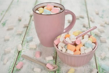 Kakao ile renkli şekerleme