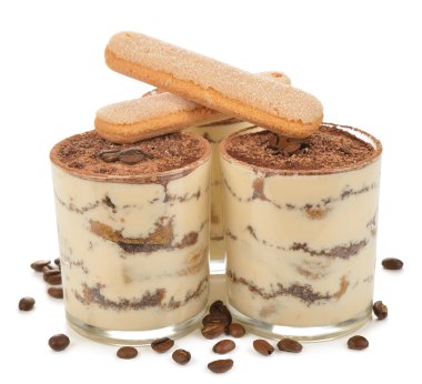 tiramisu tatlı bir cam