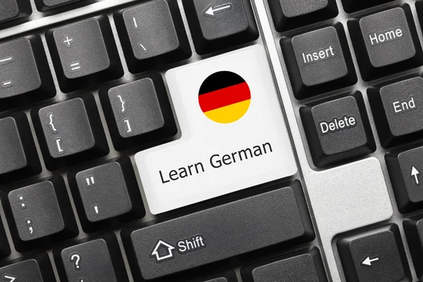 Konzeptionelle Tastatur - Deutsch lernen (Taste mit Nationalflagge) — Stockfoto