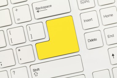 Beyaz kavramsal klavye - boş sarı tuş