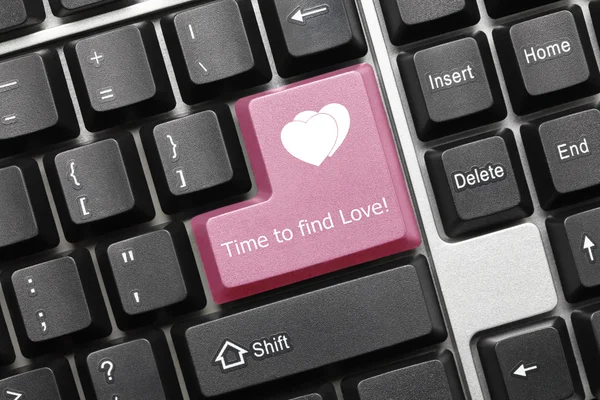 Konceptuální klávesnice - čas k nalezení lásky (růžové klíč) — Stock fotografie