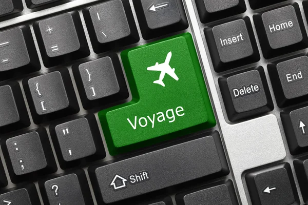 Conceptual keyboard - Voyage (green key with airplane symbol) — Stock Photo, Image