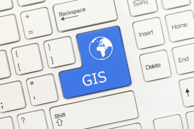 Beyaz kavramsal klavye - GIS (mavi tuş)