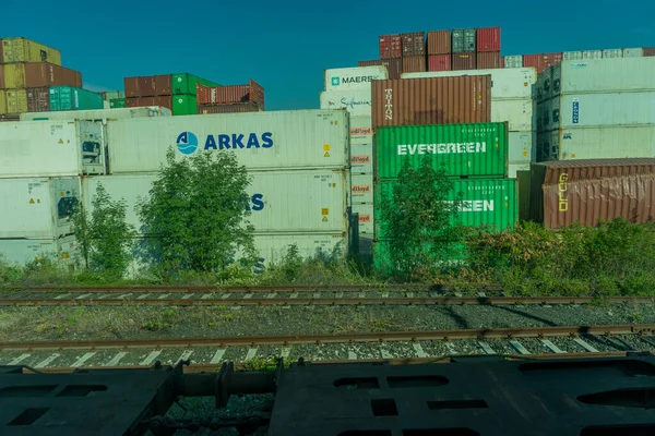Itália Junho 2018 Linha Maersk Cma Cgm Cai Arkas Evergreen — Fotografia de Stock