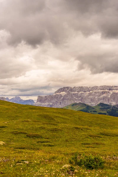 이탈리아 Alpe Siusi Seiser Alm Sassolungo Langkofel Dolomite — 스톡 사진