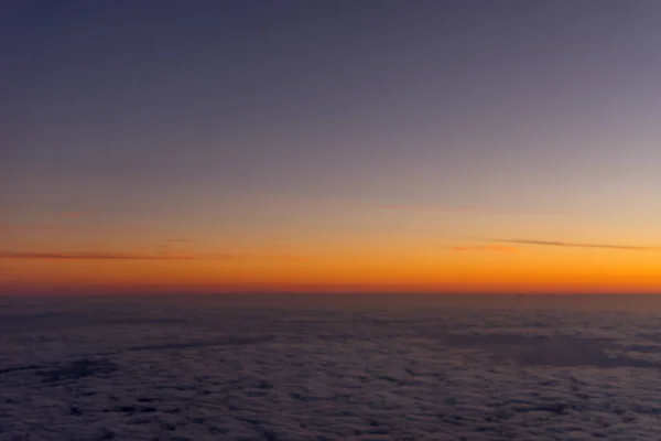 Ολλανδία Ένα Ηλιοβασίλεμα Πάνω Από Ένα Σώμα Από Σύννεφα — Φωτογραφία Αρχείου