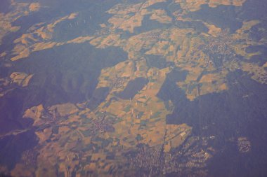 Venedik 'ten Schiphol, Avrupa' ya açılan bir uçak penceresinden görülen kara parçası.