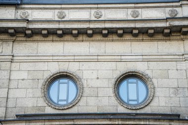 Almanya, Frankfurt, tuğla bir binanın yüzü