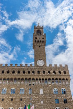 Avrupa, İtalya, Floransa, Palazzo Vecchio Palazzo Vecchio 'nun önünde büyük bir saat kulesi