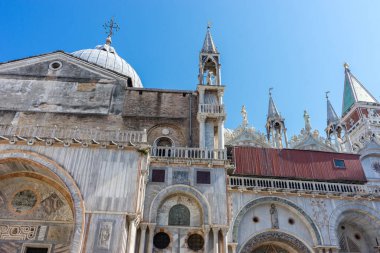 Avrupa, İtalya, Venedik, Saint Mark Bazilikası, Düşük açılı gökyüzü manzarası