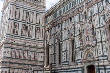 Santa Maria del Fiore Katedrali. Muhteşem Rönesans Kubbesi. Tasarımı Filippo Brunelleschi tarafından Floransa, İtalya 'da yapıldı.