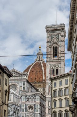 Santa Maria del Fiore Katedrali. Muhteşem Rönesans Kubbesi. Tasarımı Filippo Brunelleschi tarafından Floransa, İtalya 'da yapıldı.
