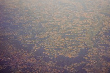 Venedik 'ten Schiphol, Avrupa' ya açılan bir uçak penceresinden görülen kara parçası.