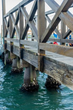 Avrupa, İtalya, Venedik, bir su kütlesi üzerindeki köprü