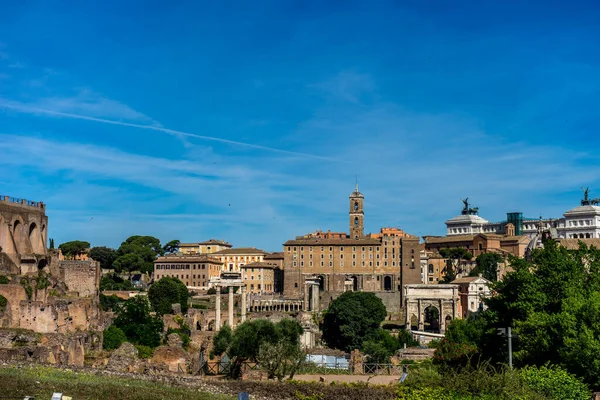 Oude Ruïnes Van Het Forum Romanum Rome Beroemde Wereldmijlpaal Scenic — Stockfoto