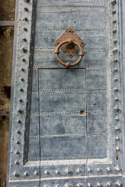 Latch Ancient Door — Stock Photo, Image