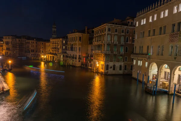 Europa Italia Venecia Gran Canal Edificios Iluminados Por Canal Ciudad — Foto de Stock
