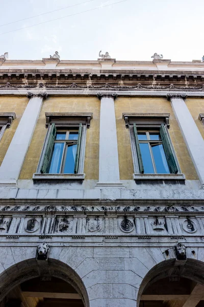 Европа Италия Венеция Большие Часы Стене Здания — стоковое фото