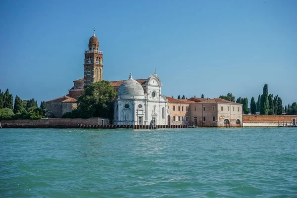 Italia Venecia San Michele Isola Edificios Frente Del Agua Contra — Foto de Stock