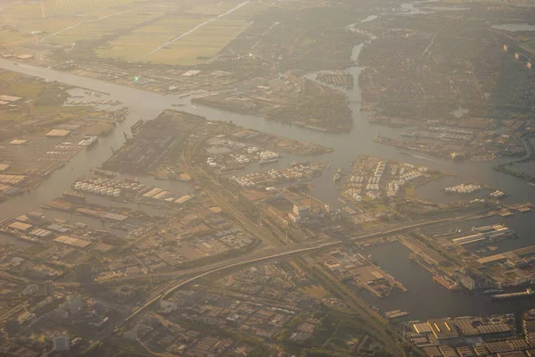 Blick Auf Die Landmasse Der Erde Aus Einem Flugzeugfenster Von — Stockfoto