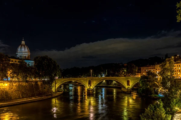 Tiber River Flowing Bridge Rome Italy — Stock Photo, Image