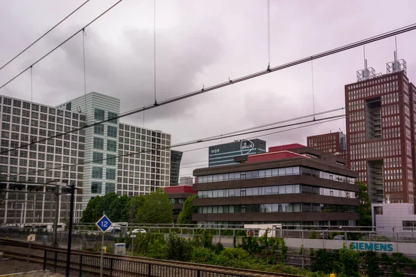 Den Haag Junho 2018 Post Edifício Siemens Visto Estação Ferroviária — Fotografia de Stock