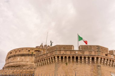 Roma, İtalya - 23 Haziran 2018: Roma, İtalya 'daki Hadrian Anıtmezarı Sant Angelo Kalesi