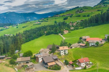 Seiser Alm, İtalya - 29 Haziran 2018: Seiser Alm, Alpe Di Siusi, İtalya