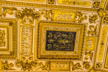 Roma, İtalya - 23 Haziran 2018: Roma, İtalya 'daki Hadrian Anıtmezarı Sant Angelo Kalesinin İçleri