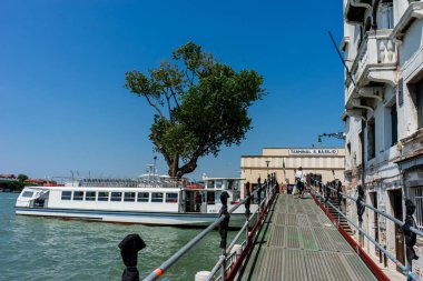 Venedik, İtalya - 01 Temmuz 2018: Venedik, İtalya 'daki S.Basilio terminali