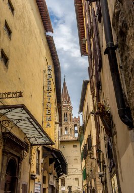 Floransa, İtalya - 25 Haziran 2018: Floransa, İtalya 'nın dar sokakları