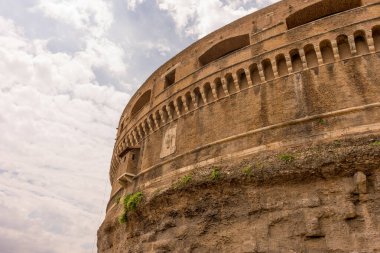 Roma, İtalya - 23 Haziran 2018: Roma, İtalya 'daki Hadrian Anıtmezarı Sant Angelo Kalesi