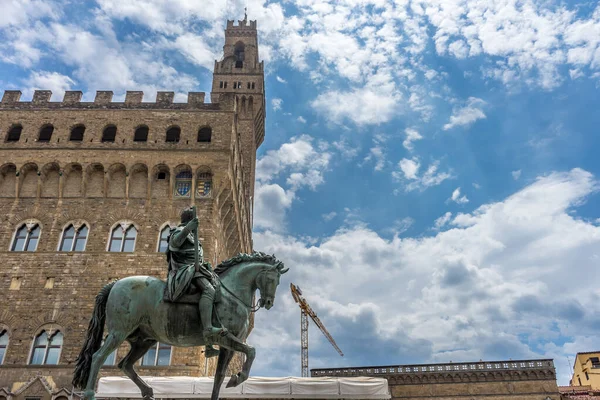 Firenze Giugno 2018 Statua Bronzo Cosimo Medici Seduto Cavallo Una — Foto Stock