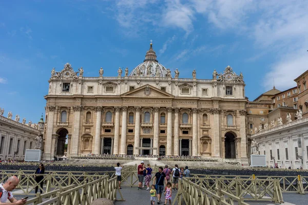 Cidade Vaticano Itália Junho 2018 Fachada Basílica São Pedro Praça — Fotografia de Stock