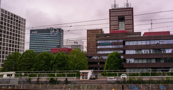 Den Haag Junho 2018 Post Edifício Siemens Visto Estação Ferroviária — Fotografia de Stock