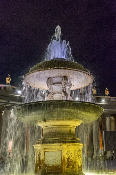 바티칸 이탈리아 2018 바티칸 시가지에 Peters 광장에서 분수에 — 스톡 사진