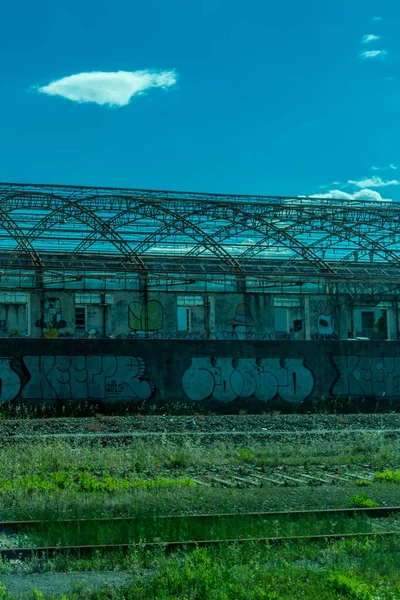 Florens Italien Juni 2018 Järnvägsstationen Pontedera Utkanten Florens Italien — Stockfoto