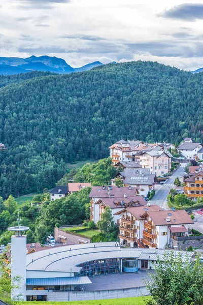 Kastelruth Italia Junio 2018 Paisaje Urbano Urbano Kastelruth Castelrotto Italia — Foto de Stock