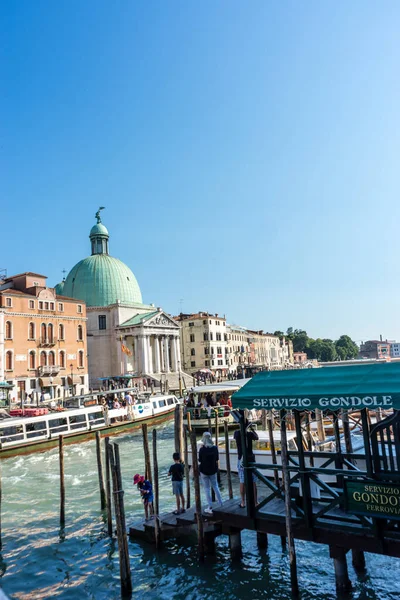 Venise Italie Juin 2018 Service Amarrage Télécabine Dans Grand Canal — Photo