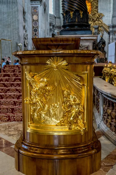Vaticaanstad Italië Juni 2018 Versierde Interieurs Van Sint Pietersbasiliek Het — Stockfoto