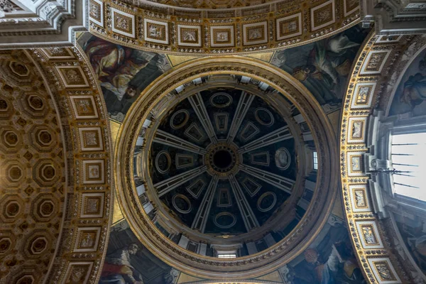 Vatican Italia Iunie 2018 Decorarea Cupola Tavan Bazilicii Sfântul Petru — Fotografie, imagine de stoc