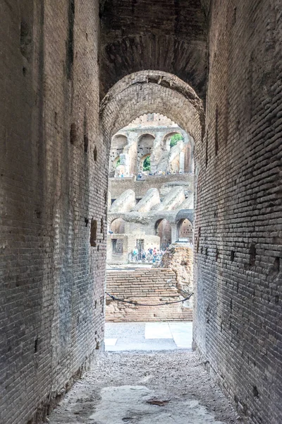 ローマ イタリア 6月2018 フラビアの円形劇場としても知られているローマコロッセオ コロッセオ の内部 有名な世界のランドマーク 景観都市景観 — ストック写真