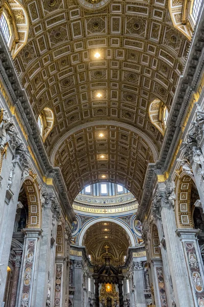 Vatican City Italy June 2018 Decorated Interiors Saint Peter Basilica — Stock Photo, Image