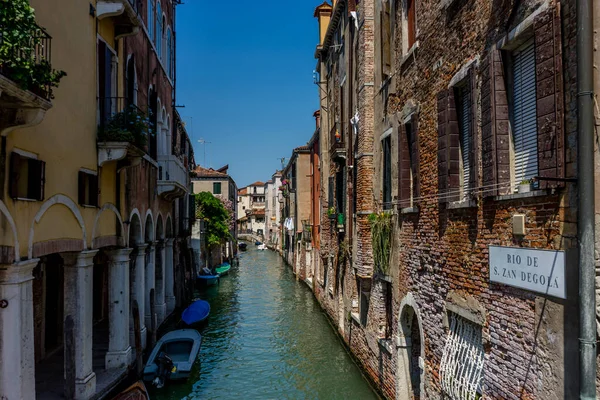 Βενετία Ιταλία Ιουλίου 2018 Κανάλι Στο Rio Zan Degola Στη — Φωτογραφία Αρχείου