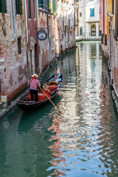 Venise Italie Juillet 2018 Les Gondoles Sur Canal Venise Italie — Photo