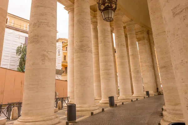 Cidade Vaticano Itália Junho 2018 Colunatas Praça São Pedro Cidade — Fotografia de Stock